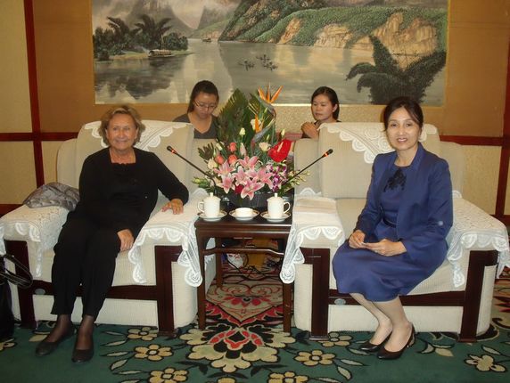 桂林市副市长董乐群会见代表团